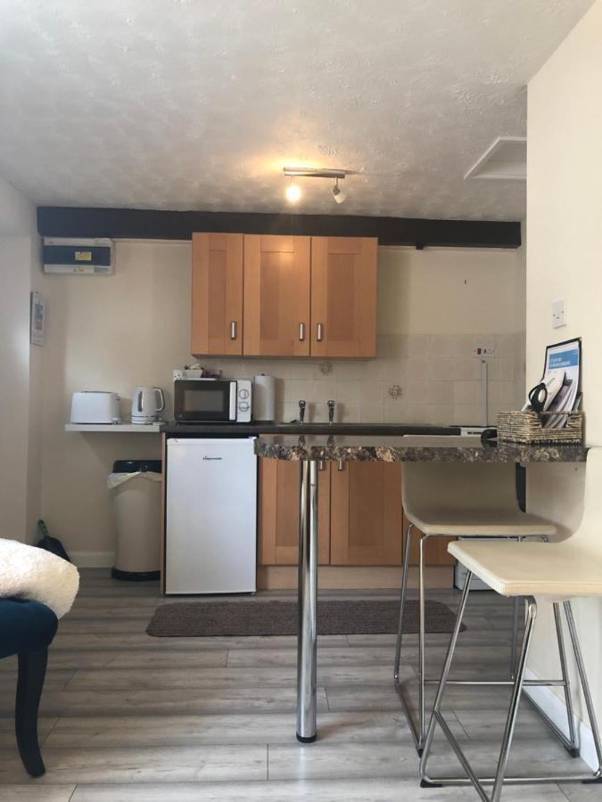 Little Park Holiday Homes Self Catering Cottages 1 & 2 Bedrooms Available Close To Tutbury Castle Exterior photo